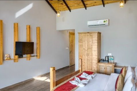 Tusker Cottage - View 4